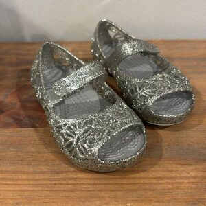 Crocs Silver Sparkle Flower Velcro Sandal Shoes Sz child 6